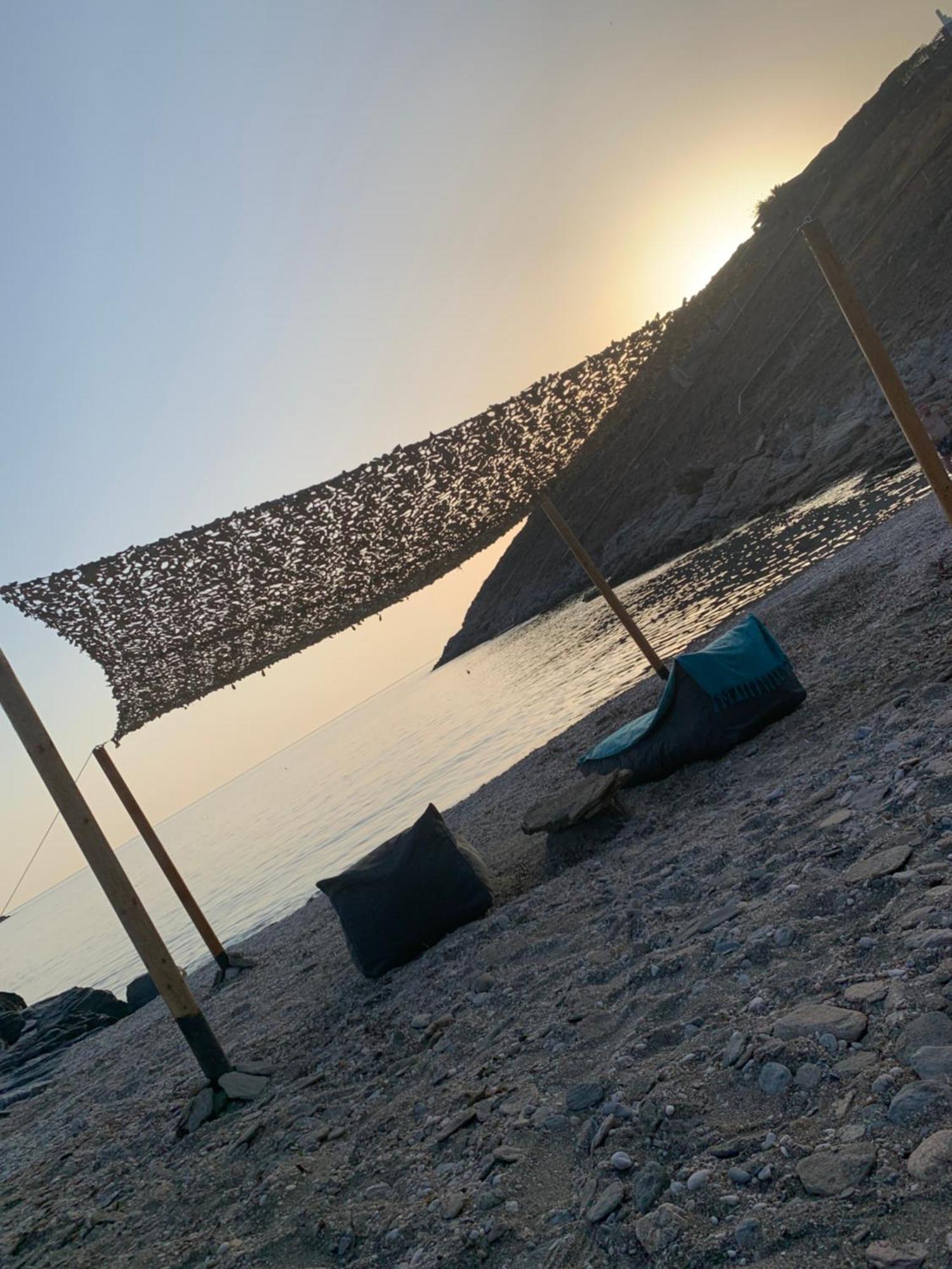 Kythnos Beach House ภายนอก รูปภาพ